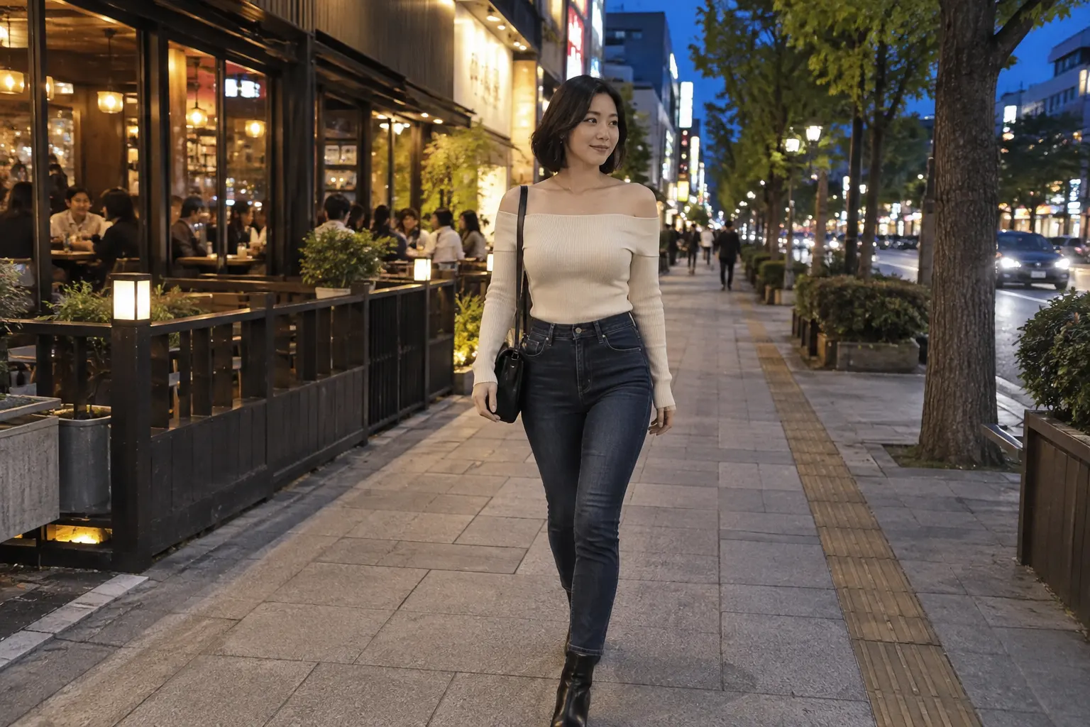 대전 유성 봉명동 거리에서 걷는 성인 여성